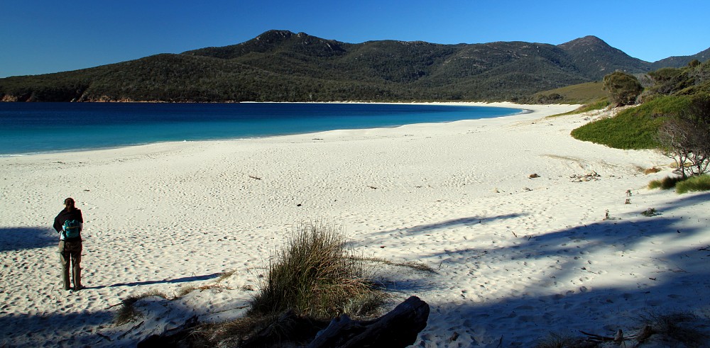 Wineglass bay and Mt Mayson (Tasmania) (Australia)